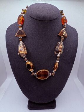 Vintage Retro Brown Glass & Acrylic Beaded Necklace Silvertone Accents 17-20”